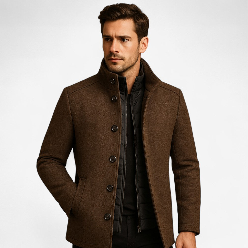 Benjamin – Enkelsluitende Trenchcoat met Lange Mouwen en Opstaande Kraag