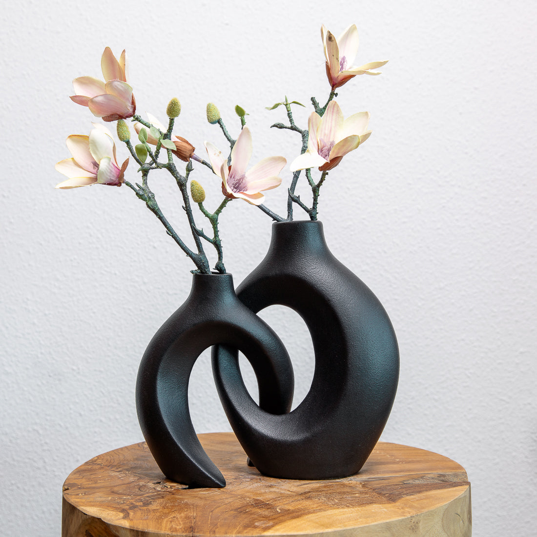 FloraTwist - Elegante verweven vaas voor verbluffende bloemendisplays en woningdecoratie