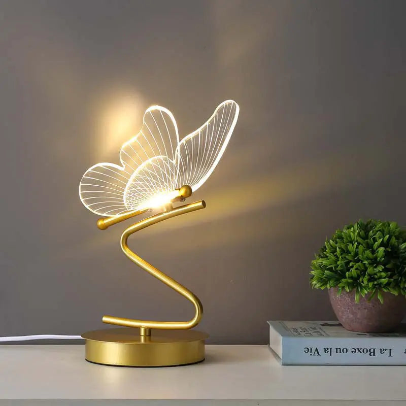 ButterGlow - Luxe vlindertafellamp met gebogen voet en gelaagde gevleugelde accenten