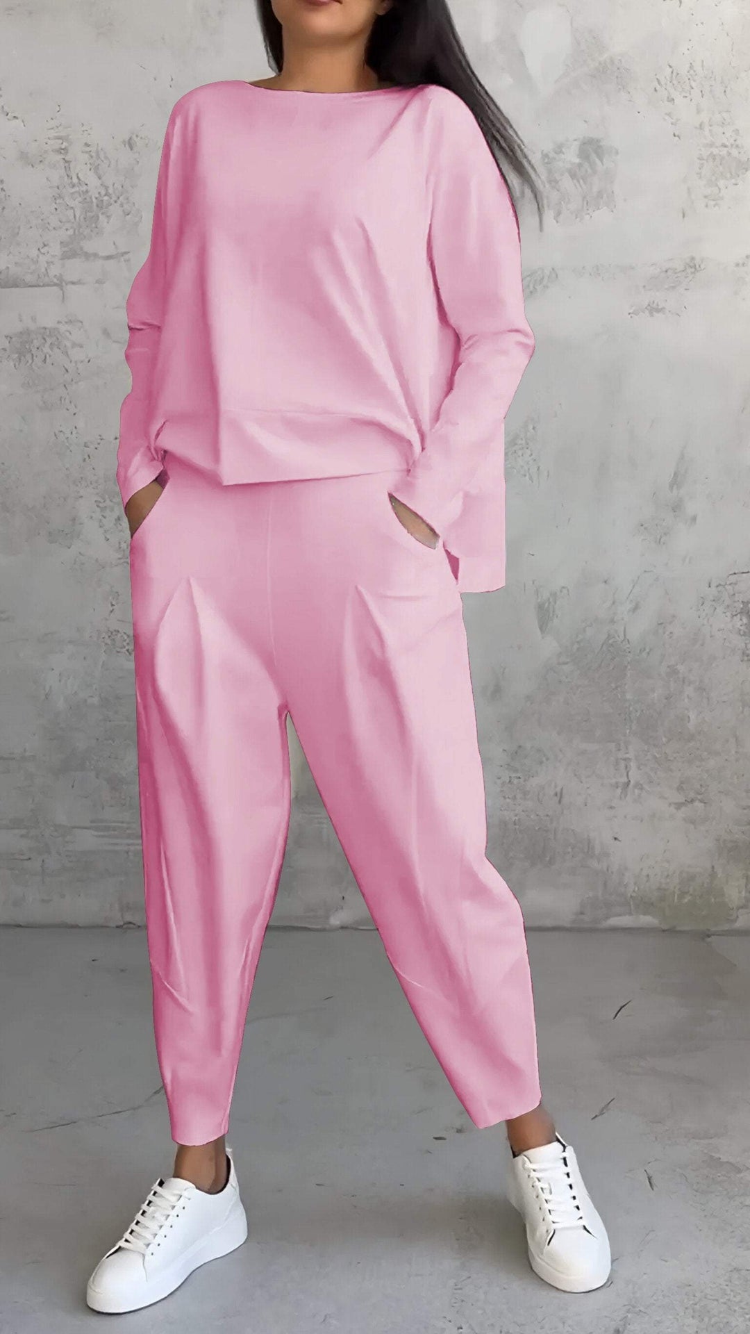 Serenity – Tweedelige set met een top met lange mouwen en een broek met wijde pijpen