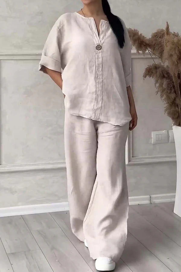 Emily - Chique, relaxte tweedelige set met een overhemd met knoopsluiting en een broek met wijde pijpen