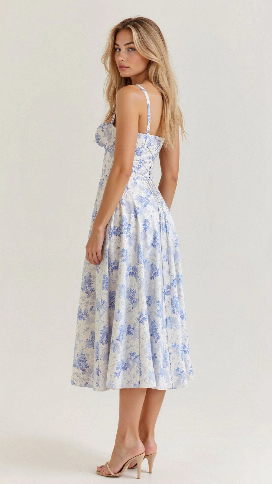 Daisy - Elegante Midi-jurk met een gebeeldhouwd lijfje en vloeiende rok