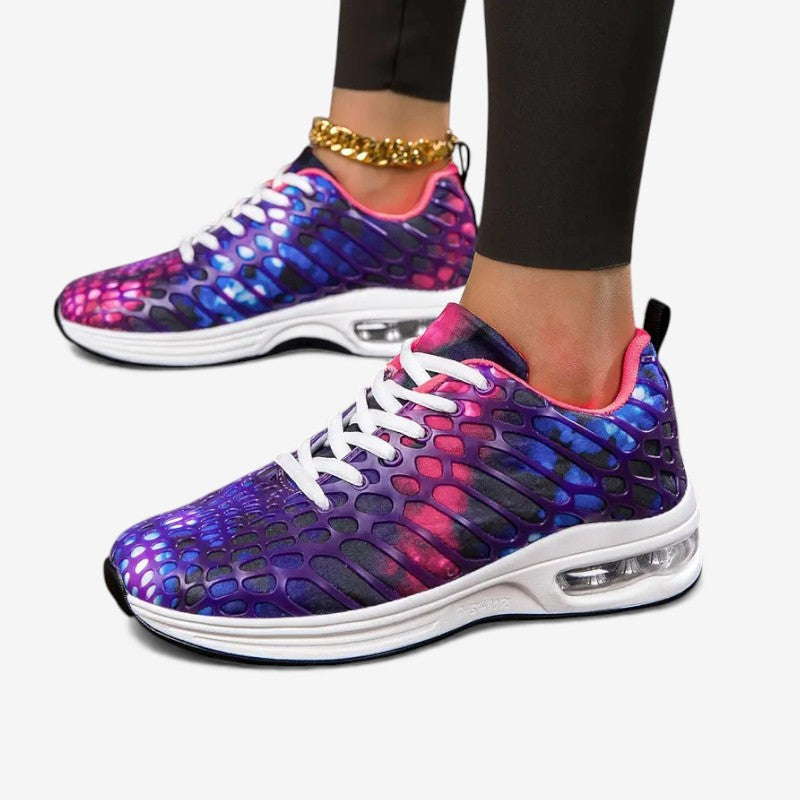 Luna – Sneaker met ronde neus vetersluiting en antislip ontwerp