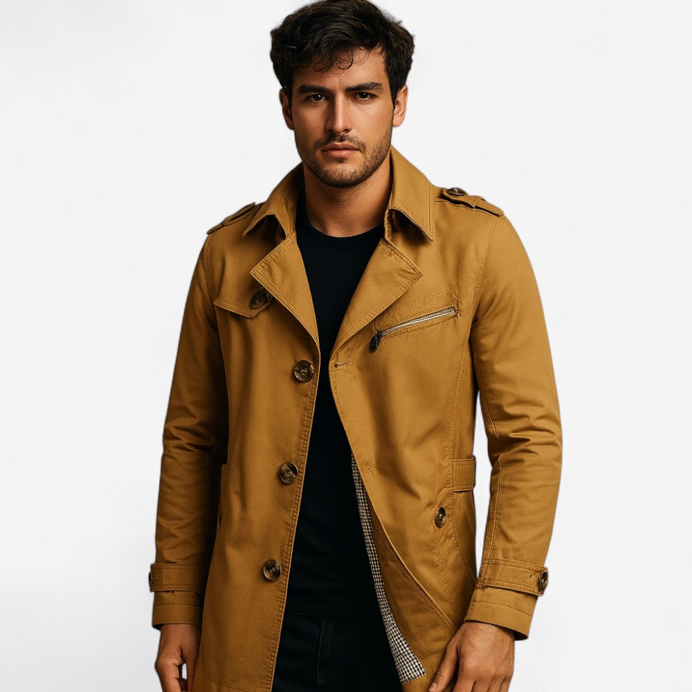 Benjamin – Enkelsluitende Trenchcoat met Omgeslagen Kraag