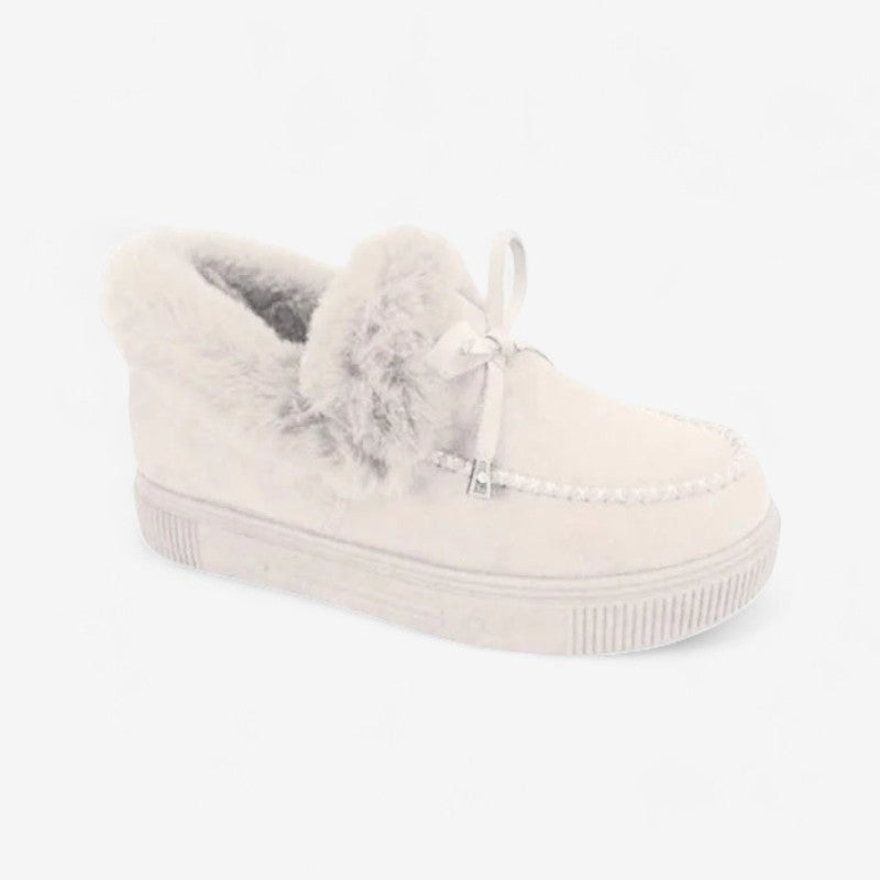 Amanda - Ronde teen Schoenen met Decoratieve Kwast en Slip On Ontwerp