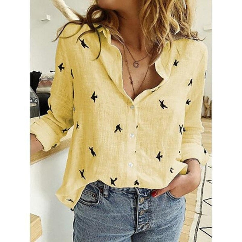 Sarah – Casual blouse met lange mouwen vogelprintdetails en knoopsluiting