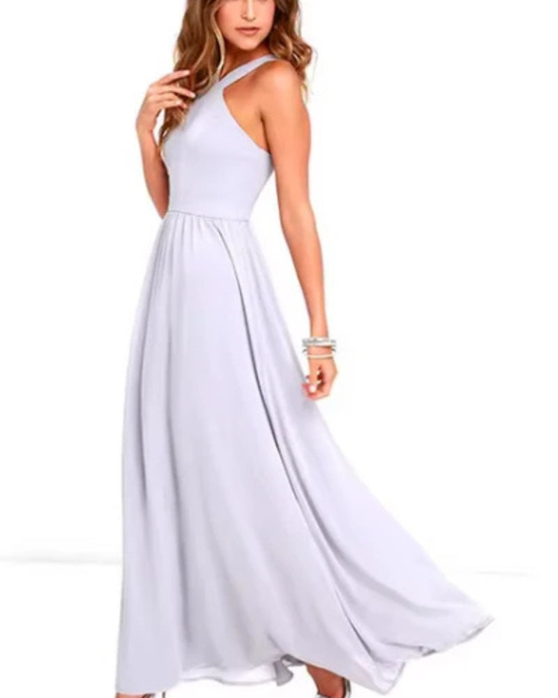 Velina – Elegante lange jurk met vloeiend silhouet en open rugontwerp