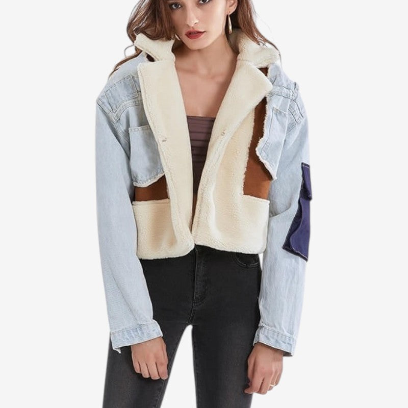 Anna – Lange Mouw Jas met Reverskraag en Knoopsluiting