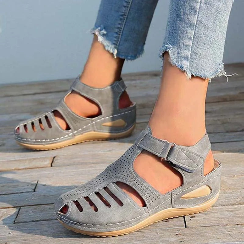 Liora - Ademend Sandalen met Verstelbare Klittenbandsluiting