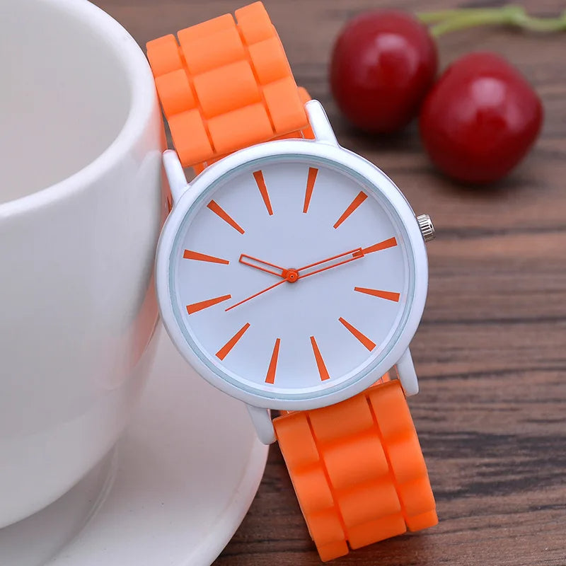 Zara - Modern horloge met minimalistische wijzerplaat en comfortabele band