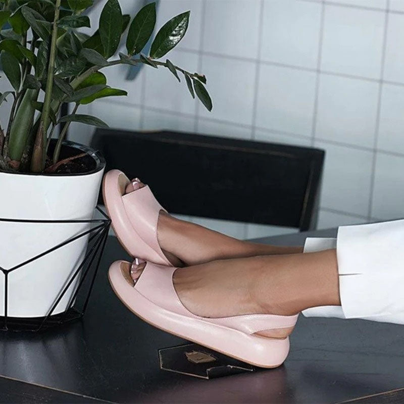 Leony - Ondersteunende sandalen met corrigerend voetbed en modern ontwerp