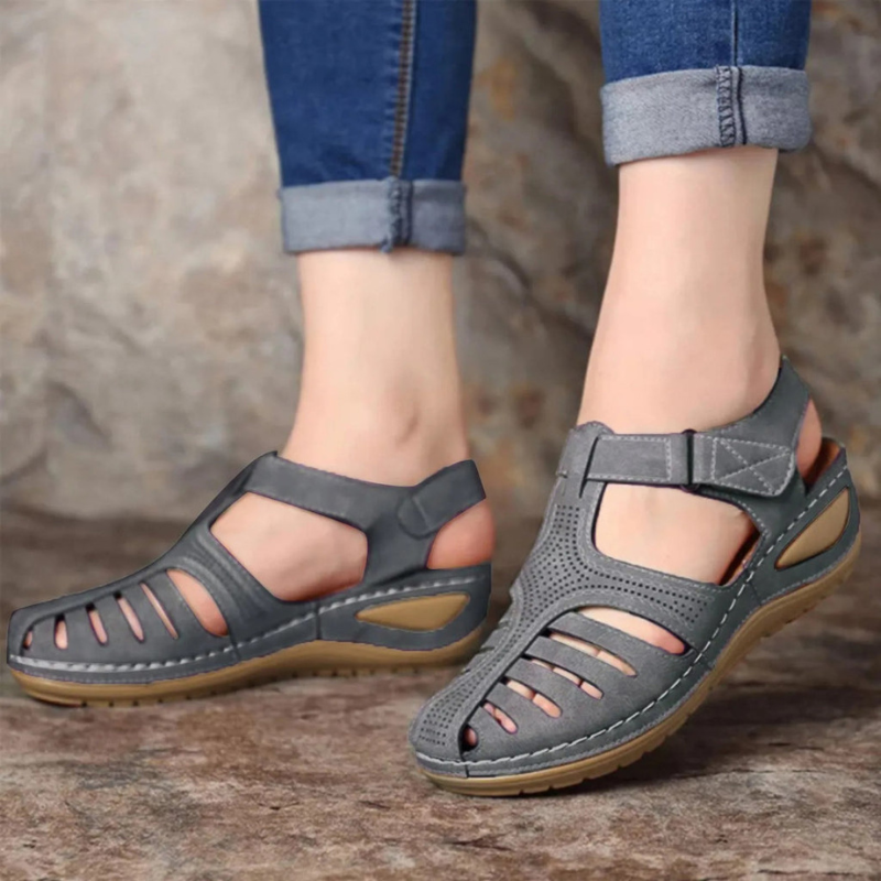 Liora - Ademend Sandalen met Verstelbare Klittenbandsluiting