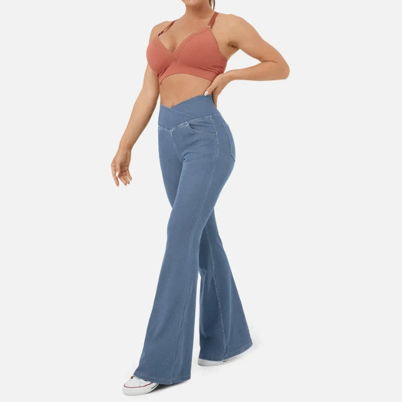 Aria – Retro hoge taille Uitlopende Jeans met Kruisende Tailleband