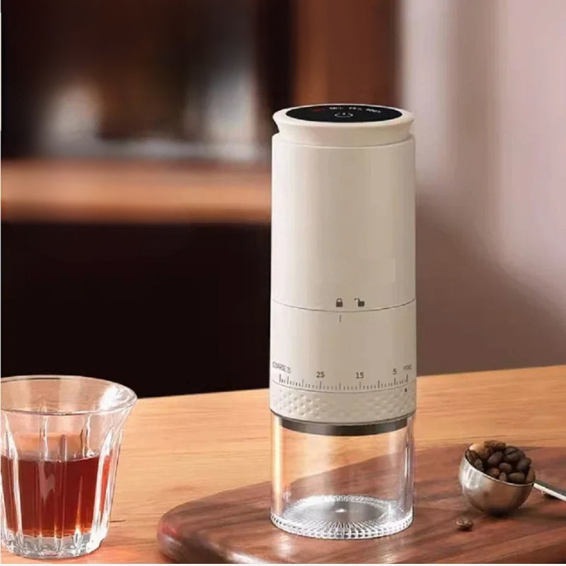 GrindMate – Koffiemolen met verstelbare instellingen en USB oplaadbaar ontwerp