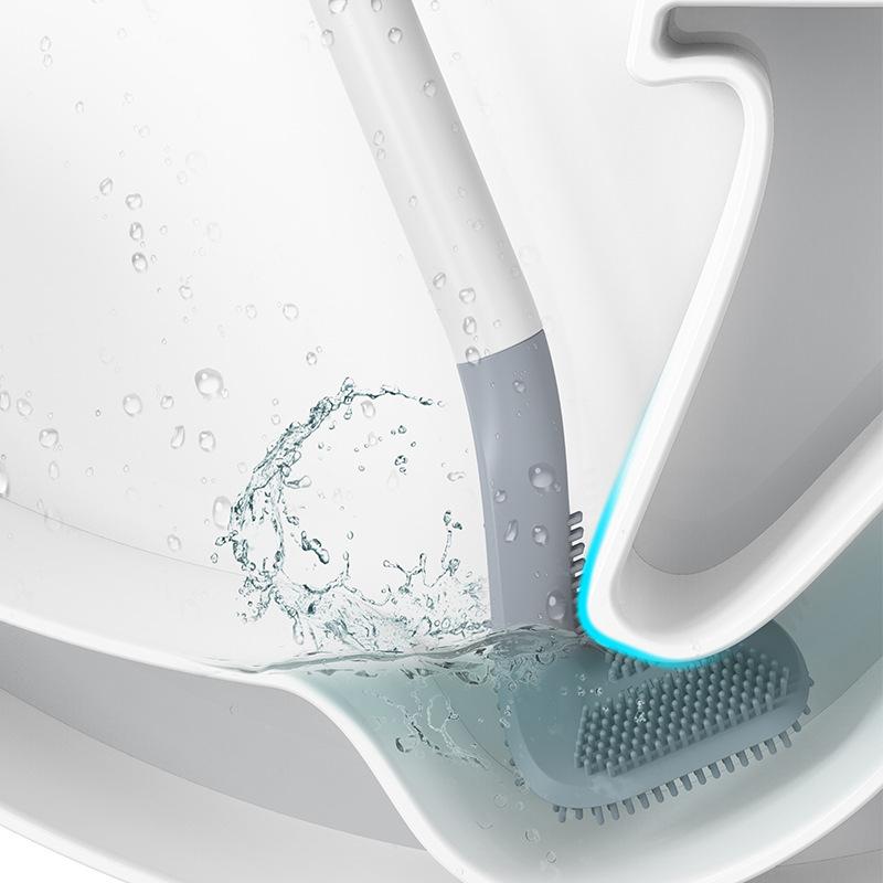 CleanEase – Driehoekige toiletborstel met golvend design voor grondige hoekreiniging