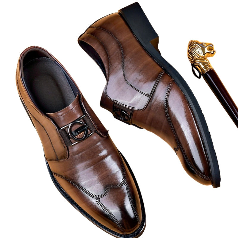 Lincoln – Moderne schoenen met puntneus en gespontwerp
