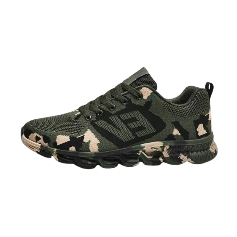 CamoFlex – Ademend Sneakers met Camouflagepatroon en Vetersluiting