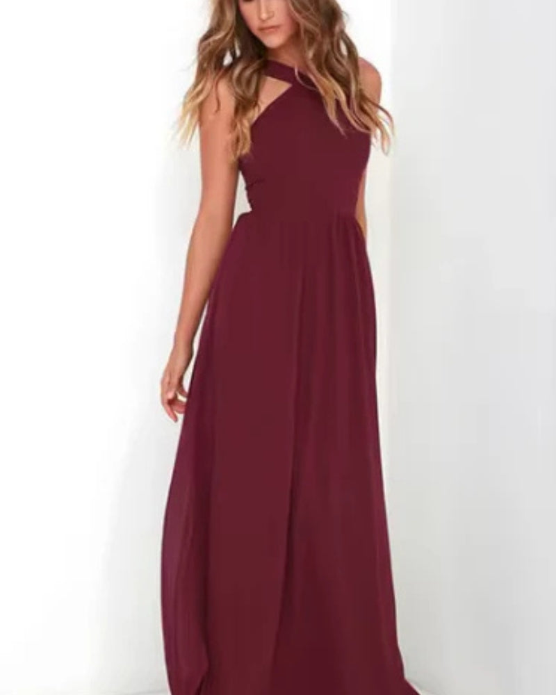 Velina – Elegante lange jurk met vloeiend silhouet en open rugontwerp