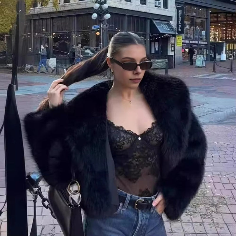 Isabella – Kort Jack met Lange Mouwen en Zakkendetail