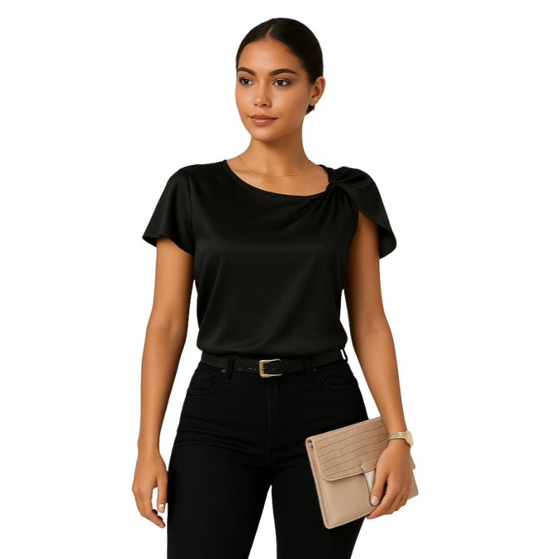 Arabella – T-shirt met korte mouwen en knoopdetail aan de zijkant