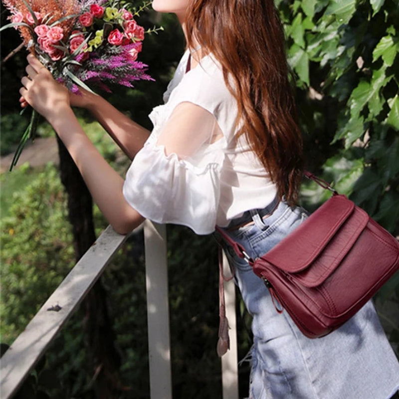 Elin – Schoudertas met Verstelbare Bandjes en Ritsvakken