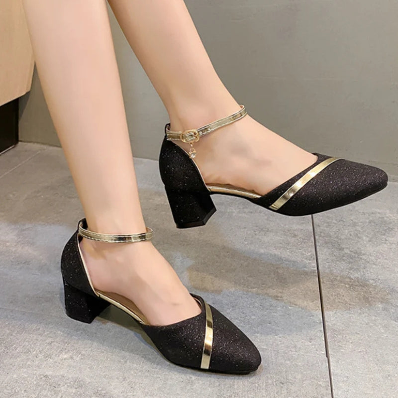 Grace – Chique sandalen met blokhak, verstelbare enkelband en open teen