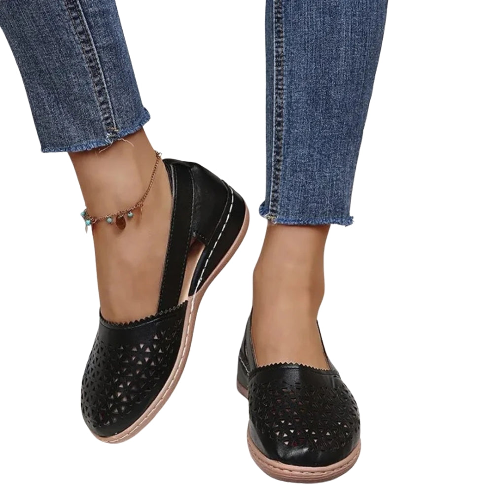Kylie - Wedge Schoenen met Cut Out Ontwerp en Ronde Teen