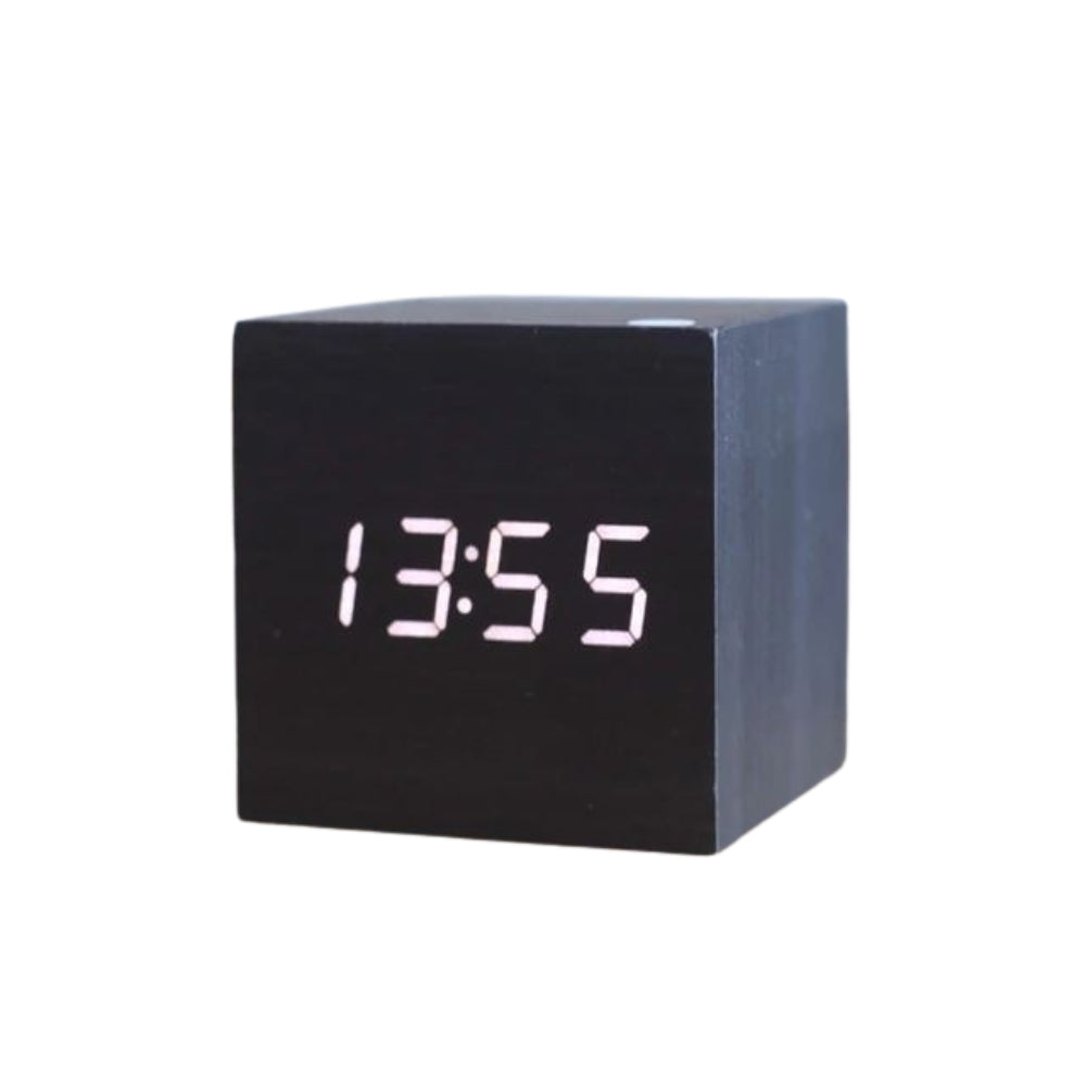 CubeTime - Digitale tafelklok met kubisch design