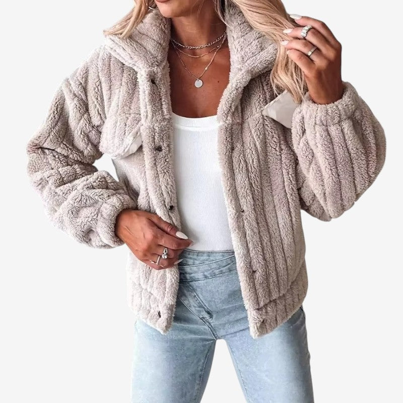 Rylee – Lange Mouwen Jasje met Knopen en Borstzakken