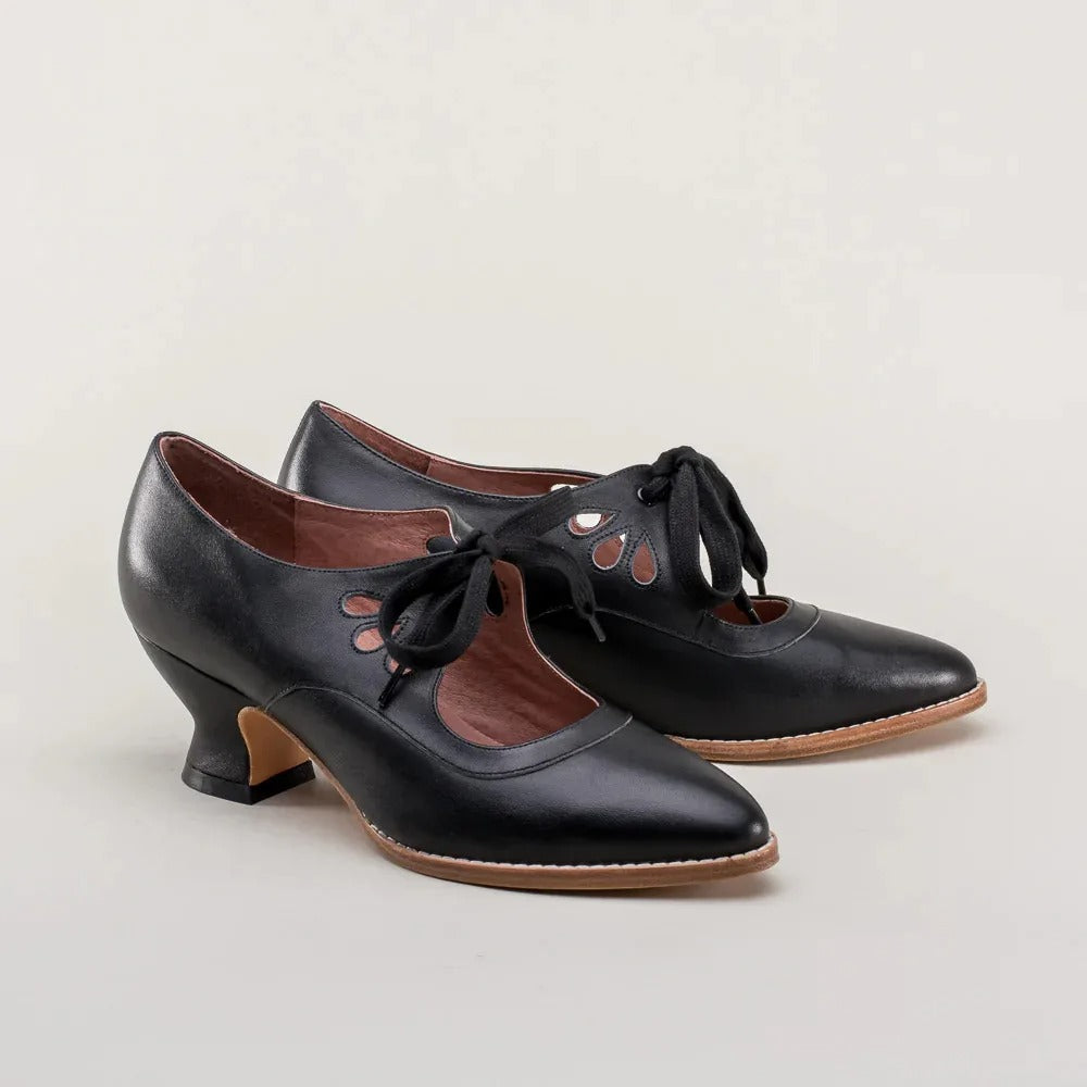 Alsia - Elegante Schoenen met Hak en Verstelbare Veters