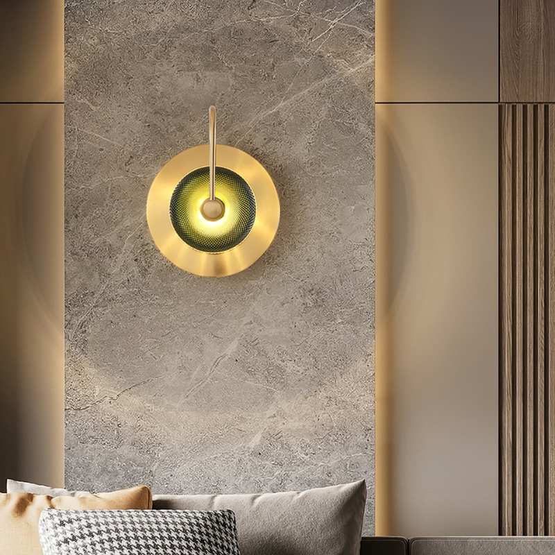 LumiVera – Wandlamp met goudafwerking en glazen kap