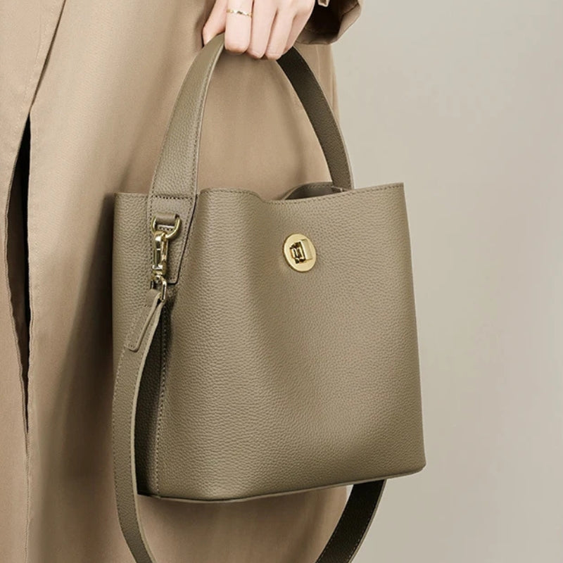 Saskia – Handtas met Verstelbare Schouderband en Handvat