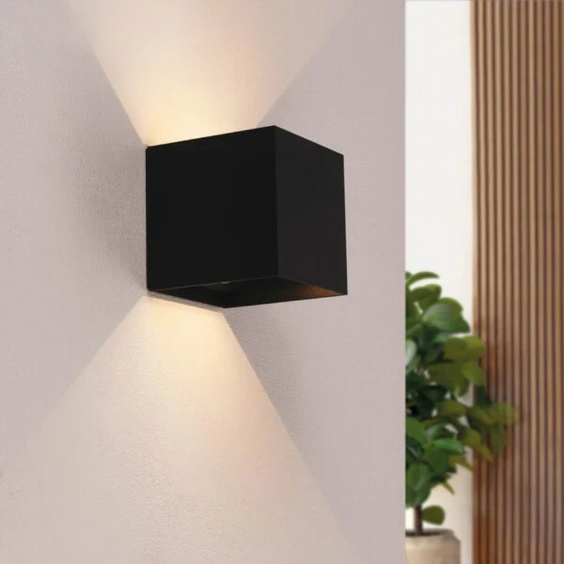 LumeBright – Elegante wandlamp met zachte gloed voor een gezellige sfeer