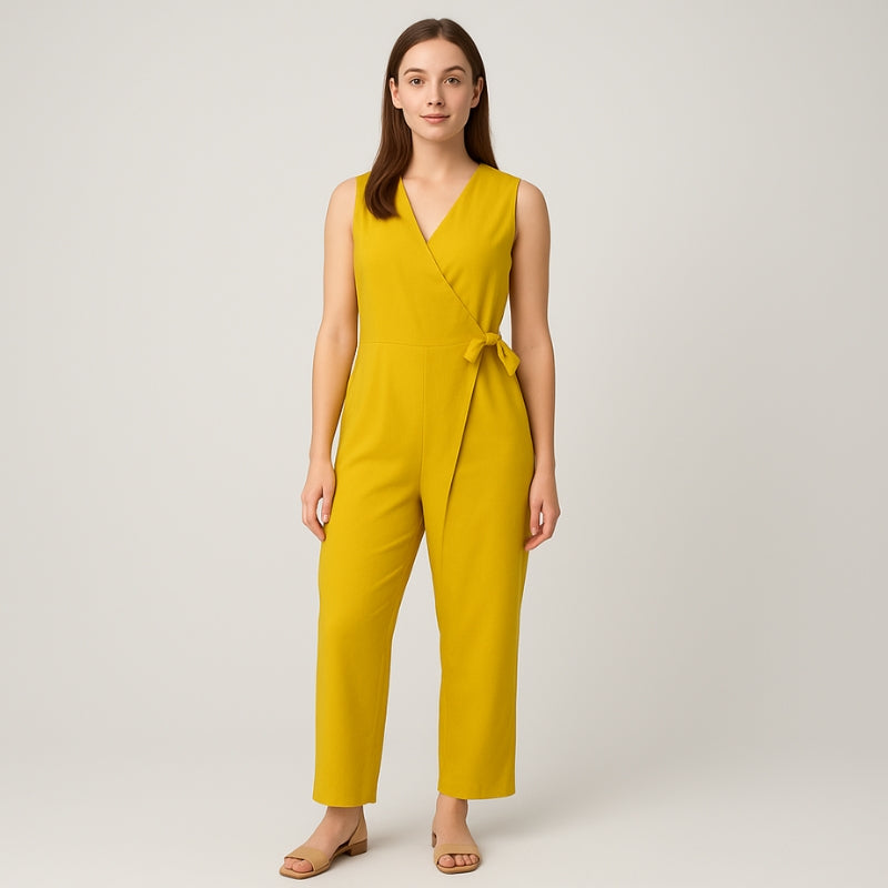 Phoebe – Mouwloze overslag jumpsuit met tailleceintuur