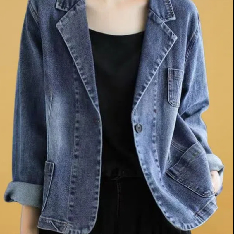 Clara – Denim Blazer met Knopen voor en Lange Mouwen