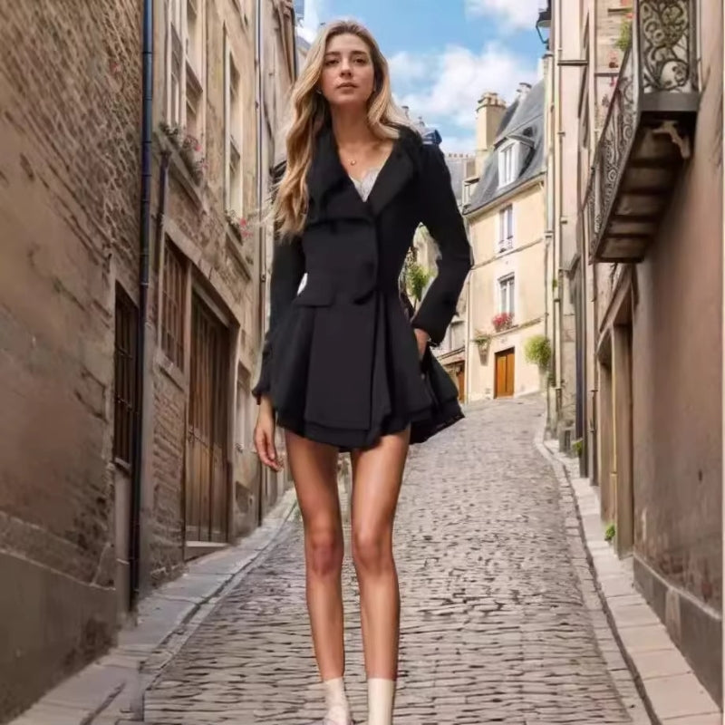 Madison – Lange Mouw Jas met Knopen aan de Voorkant en Tailleceintuur