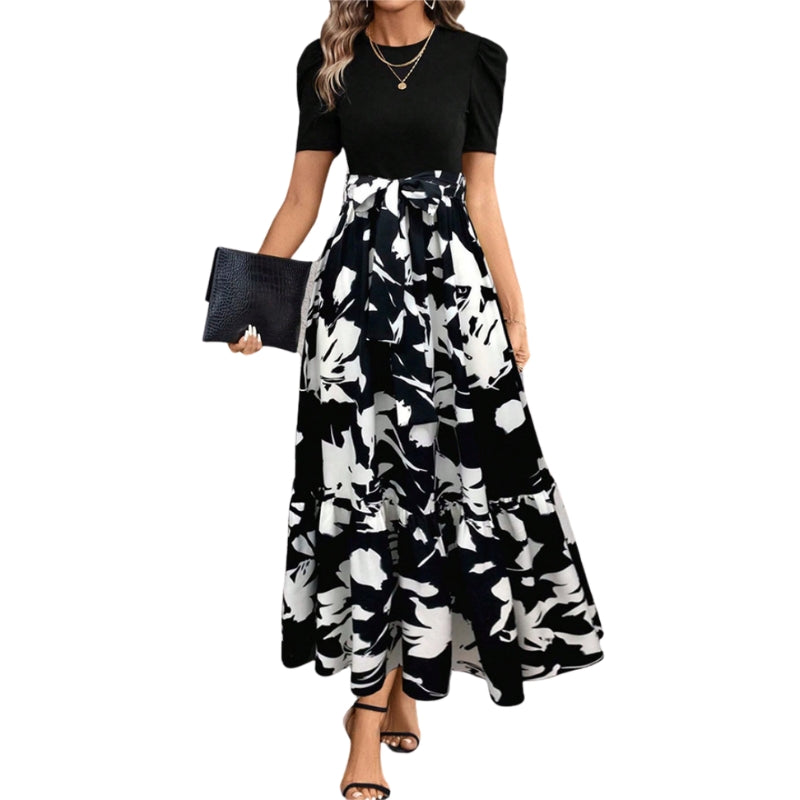 Lily – Lange jurk met bloemenprint en korte mouwen
