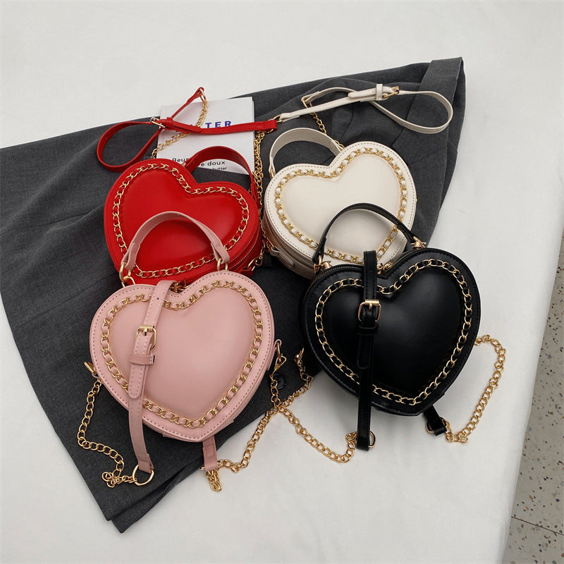 Sophia - Trendy hartvormige schoudertas met kettingen