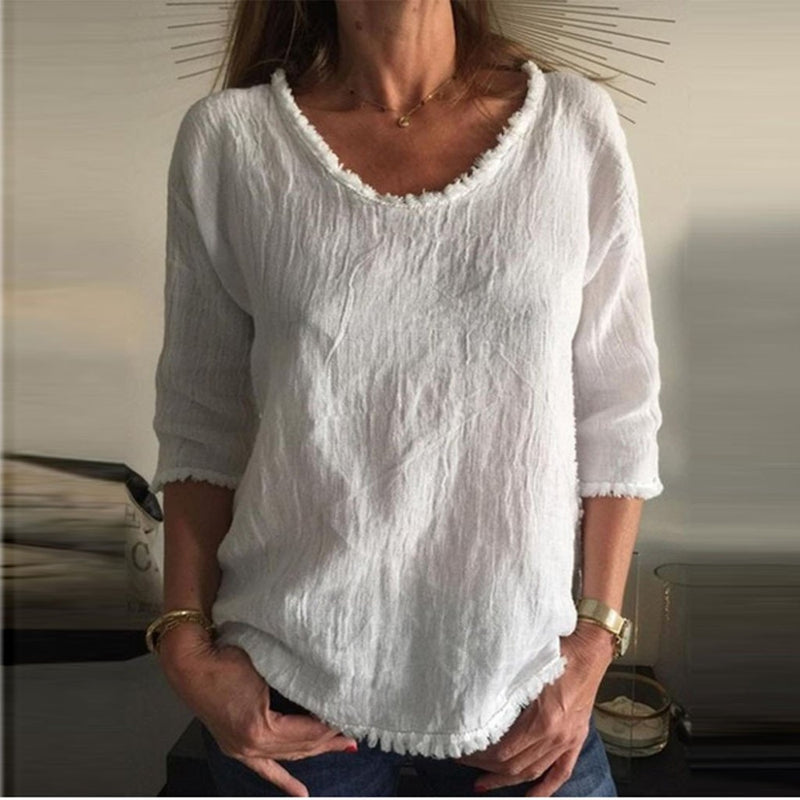 Lena – Elegante top met lange mouwen en diepe ronde halslijn