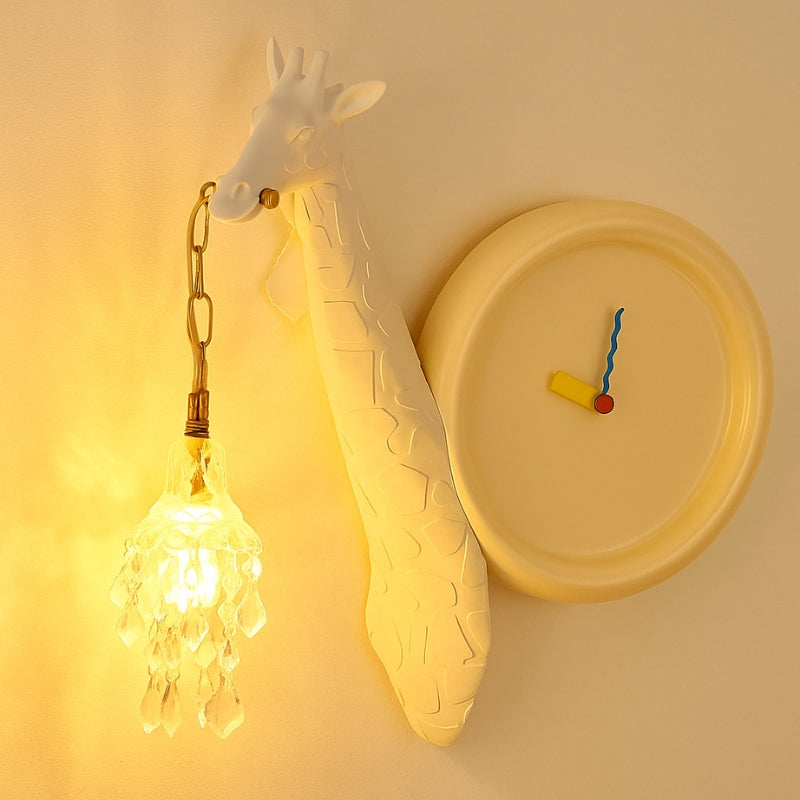 GlowNeck – Girafvormige wandlamp met zacht sfeerlicht en speels sculpturaal design