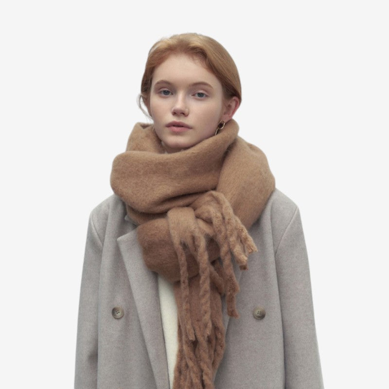 Zoe – Grote Sjaal met Decoratief Kwastjesontwerp