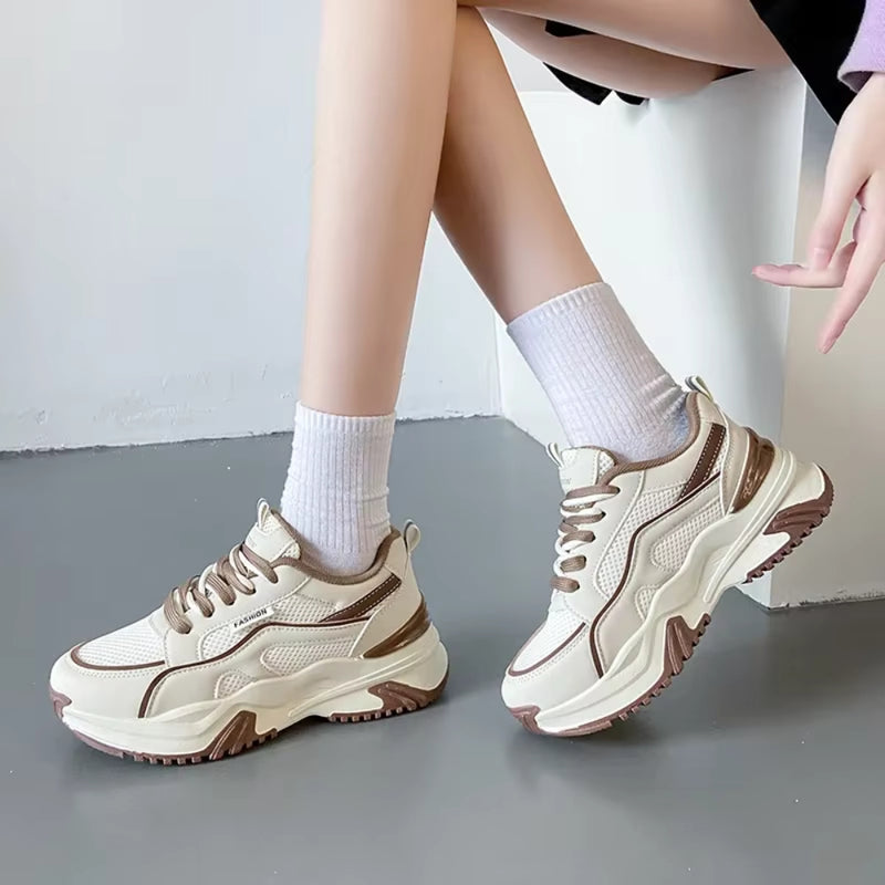Zara - Modieuze Sneakers met Hoge Zool en Dempende Ondersteuning