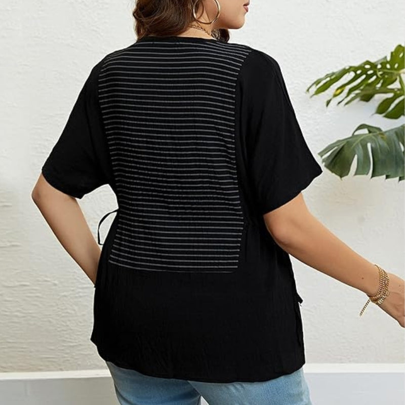 Elvira – Gestreept T-shirt met Korte Mouwen en Zijsplitten