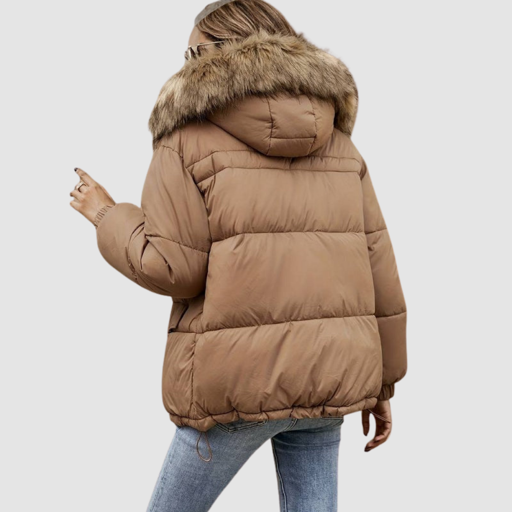 Sienna – Lange mouwen jas met capuchon van imitatiebont