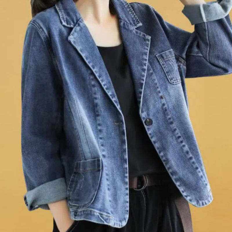 Clara – Denim Blazer met Knopen voor en Lange Mouwen