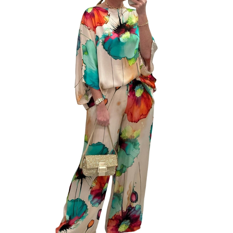 Alina – Casual Tweedelige Satijnen Set met Ronde Hals en Bloemenprint
