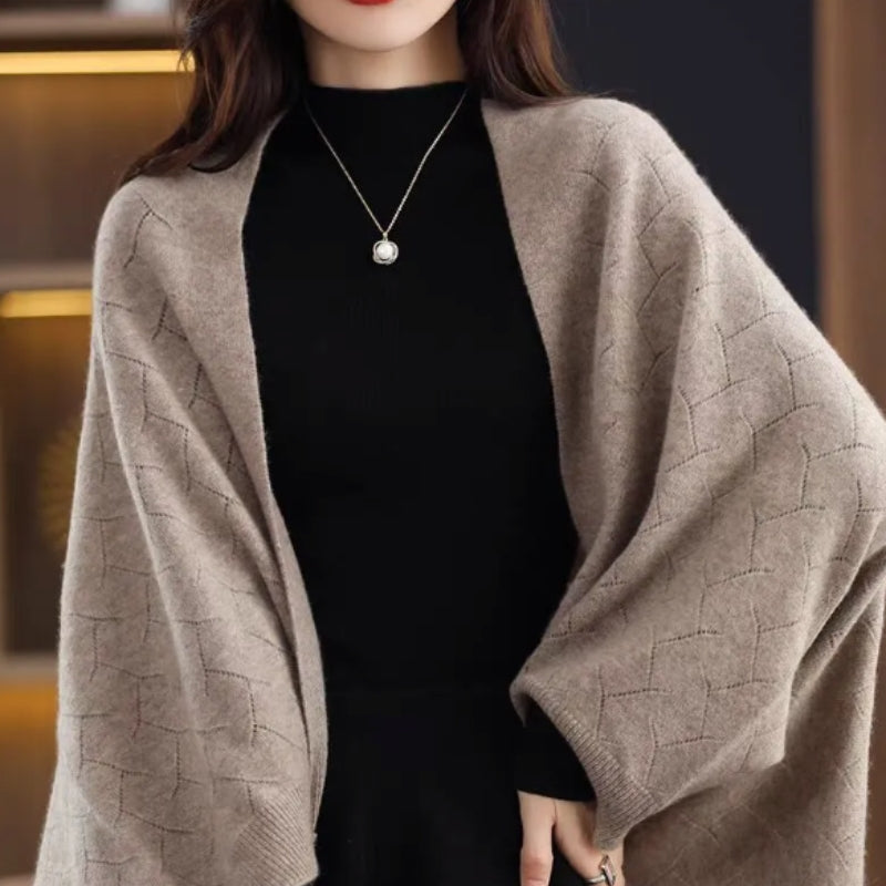 Whitney – Trui met Lange Mouwen en schoudervrij Design