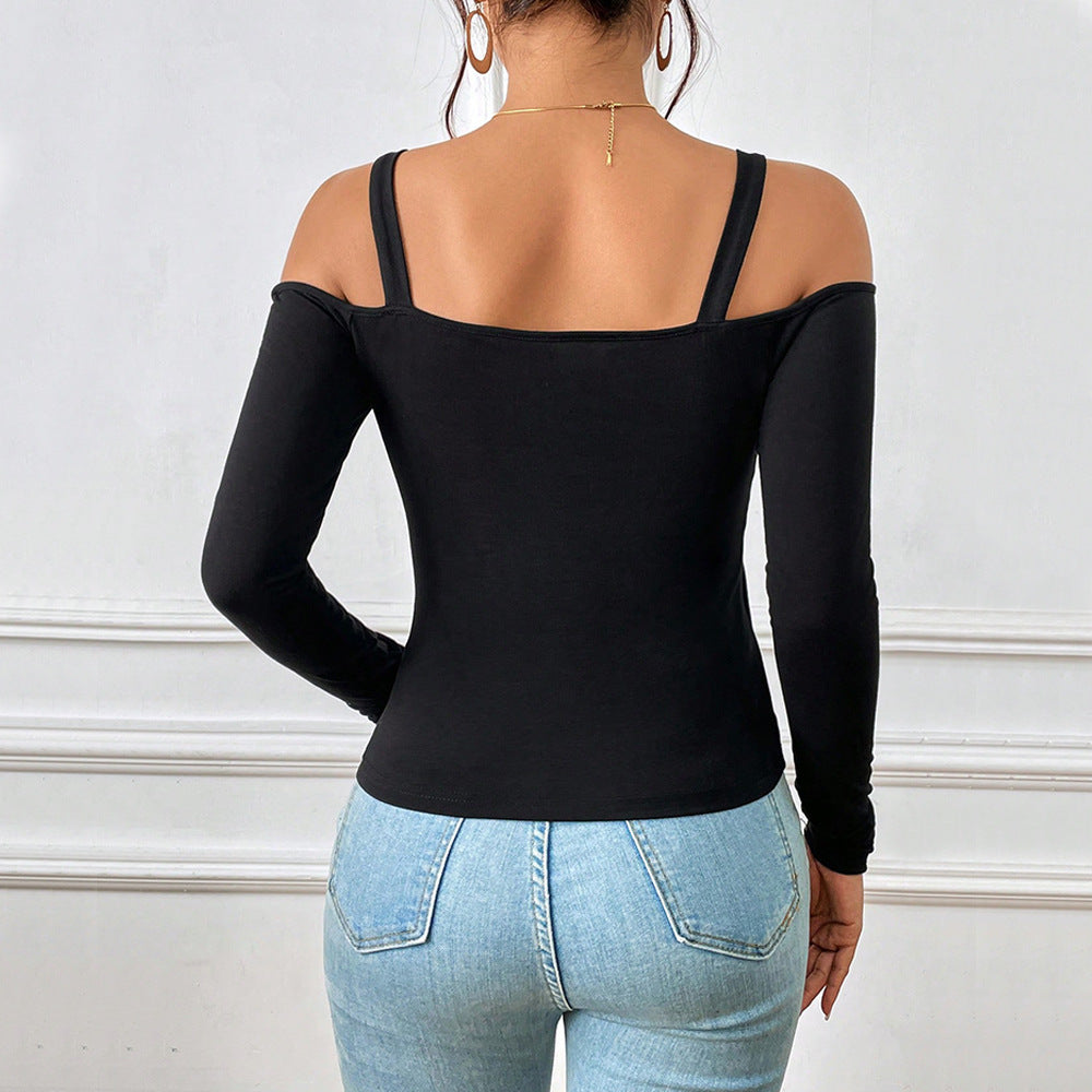 Velmora - Off-Shoulder Top met stijlvolle metalen haak
