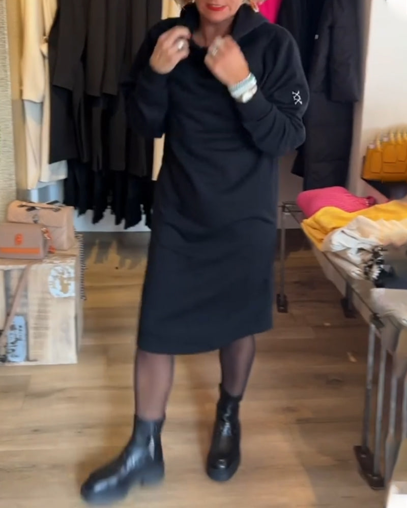 Eva - Knusse Jurk met Capuchon en Zakken