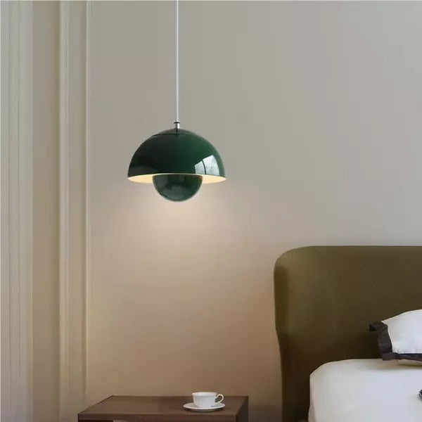 AuraSphere - Moderne hanglamp met gelaagd ontwerp en centraal bolaccent